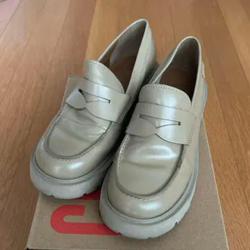 CAMPER 캠퍼 Milah 밀라 로퍼 36