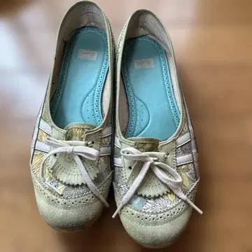 오니츠카타이거 노리코 플랫슈즈 24.5cm