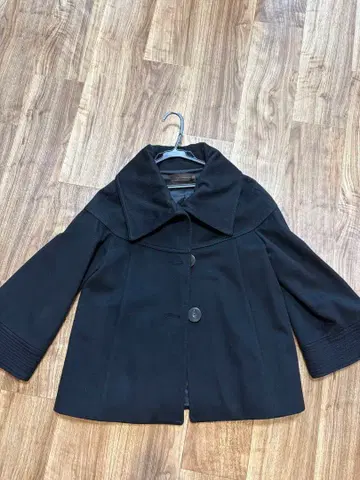 ZARA 블랙 숏코트