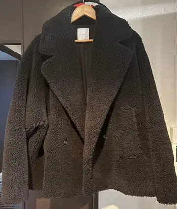 Lui's 아우터