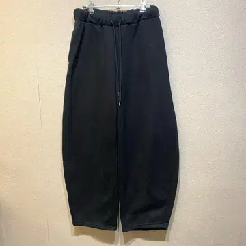 AIC. 와이드 스웨트 팬츠 프리 사이즈