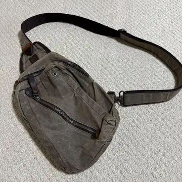 캔버스 올리브 그린 숄더백