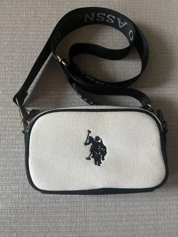 U.S POLO ASSN. 숄더백