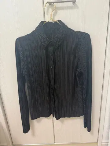 [ 새상품급 ] CYAN vintage&used 상의 블랙 블라우스