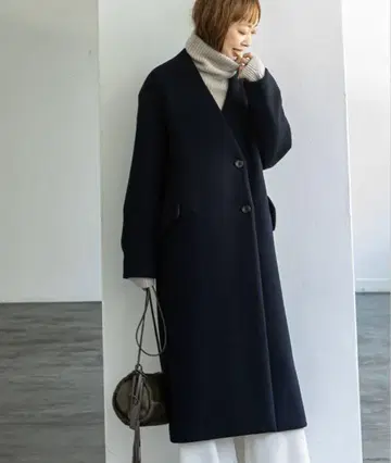 NOBLE 네이비 노카라 코트