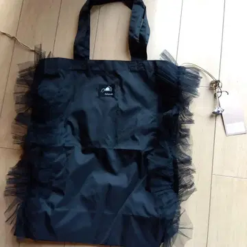 Rehersall 프릴 토트백 블랙