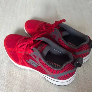 SKECHERS GOGA MAT 레드 스니커즈