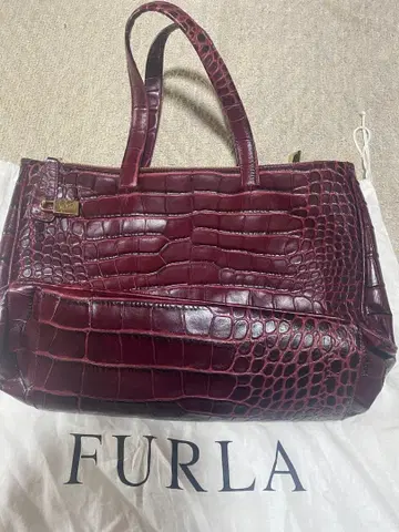 [ 새상품급 ] FURLA 버건디 토트백