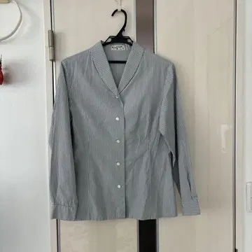 마가렛 호웰 스트라이프 긴팔 셔츠