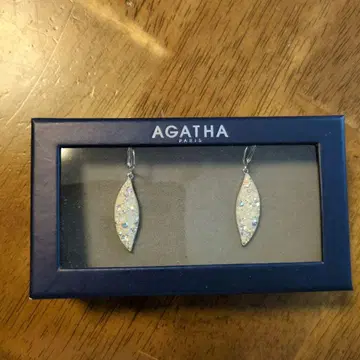 AGATHA 리프형 드롭 귀걸이