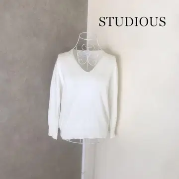 스튜디어스 1회 착용 스웨터