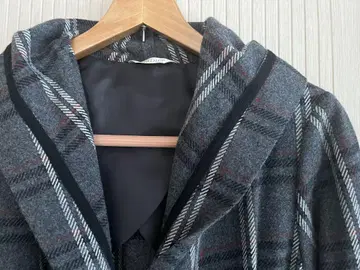 CORDIER 코르디아 후드 부착 그레이 계열 체크 롱 코트