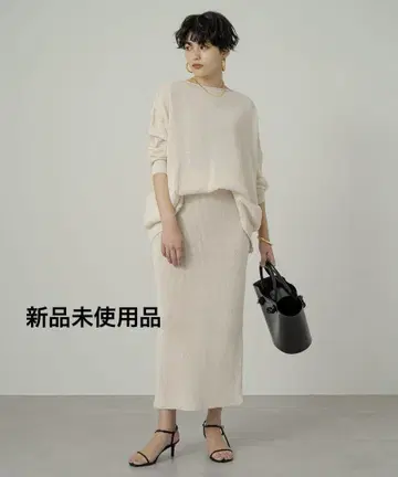 택 포함 새상품 LOUNGEDRESS 크리스피 코튼 스커트 타이트 스커트