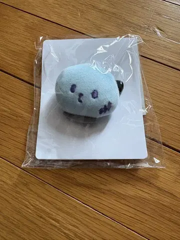 지오참 카페 인형 배지 마이쿤