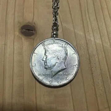 1964년 케네디 하프달러 코인 목걸이