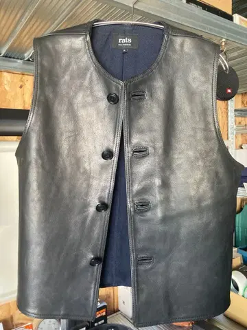 rats 블랙 가죽 베스트 M