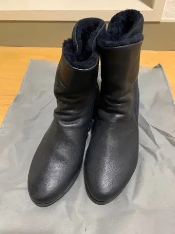 fit fit 네이비 퍼 포함 숏부츠