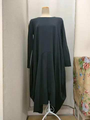 히로코비스 블랙 원피스