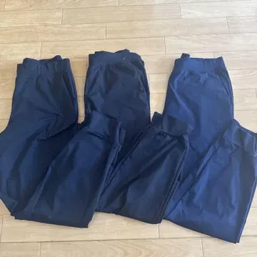 UNIQLO 울트라 스트레치 액티브 조거 팬츠 M 사이즈 묶음 판매