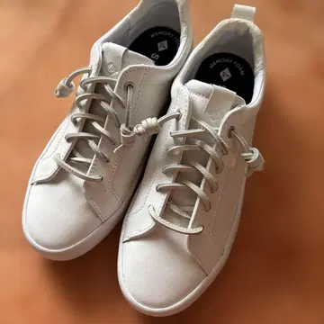 [ 새상품 ] SPERRY 여성용 화이트 스니커즈