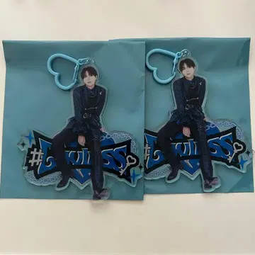 #Luvless 유타카 앉아 실사 아크릴 키링