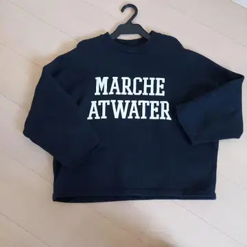 MICA & DEAL MARCHE ATWATER 맨투맨