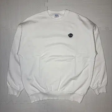 KEBOZ BB WAPPEN 맨투맨 로고 자수