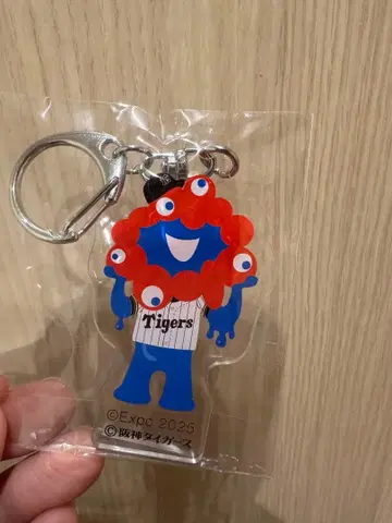 미야쿠미야쿠 한신 타이거즈 콜라보 아크릴 키링