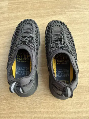 KEEN UNEEK 스니커즈