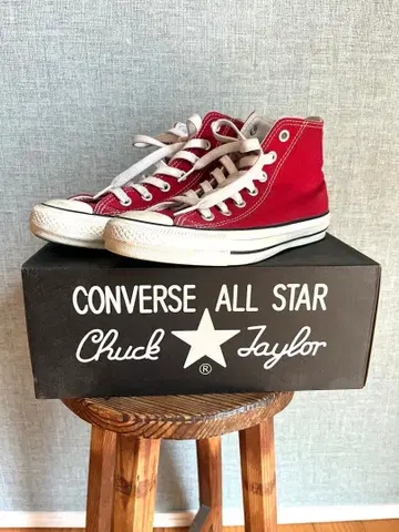 컨버스 올스타 빨간색 23.5cm 척 테일러