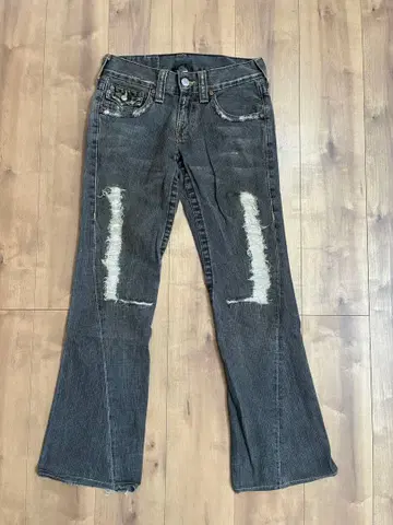 트루 릴리전 다크 그레이 부츠컷 데님