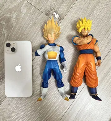 드래곤볼 손오공 베지터 피규어 세트