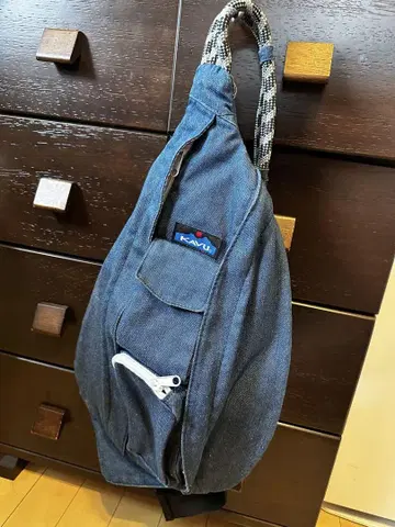 KAVU 데님 바디백