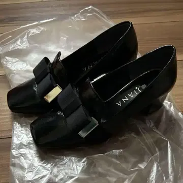 다이애나 블랙 펌프스 23cm 리본
