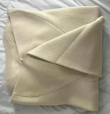 화이트 가디건 님