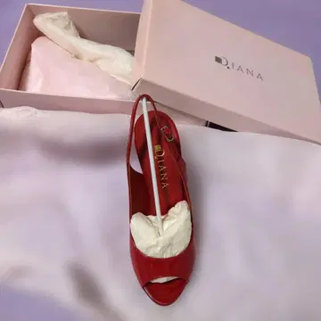DIANA 빨간색 오픈토 펌프스