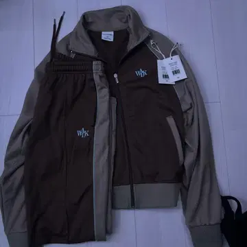 WALK IN PARIS 트랙 수트 세트 M/S 사이즈