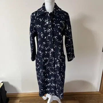 미나 페르호넨 코트 새상품급