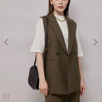 로페 피크 라펠 사이드 슬릿 더블 베스트