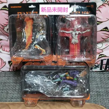 에반게리온 울트라 디테일 피규어 3체 세트