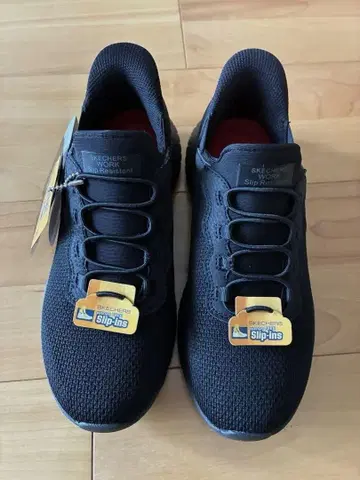 SKECHERS Slip-Ins 블랙 스니커즈