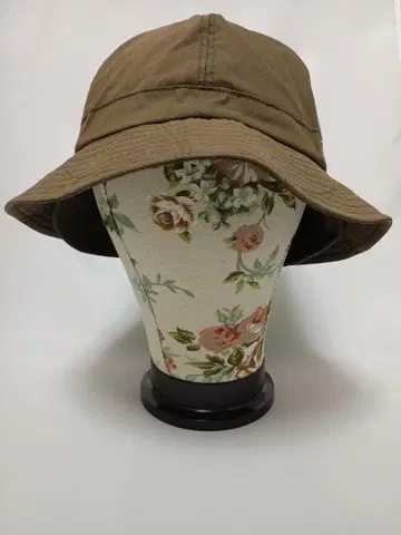KENNETH FIELD 케네스필드 햇 새상품급