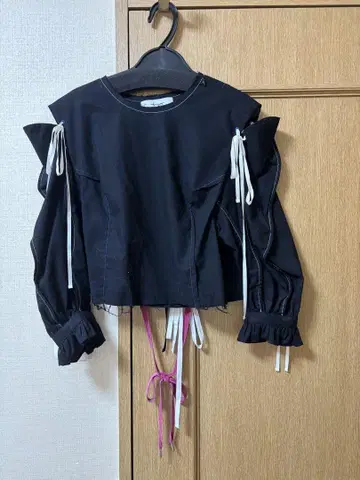 미사용! 파세타즘 상의 블랙