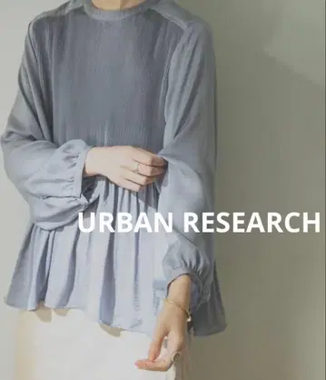 URBAN RESEARCH 라이트 블루 블라우스