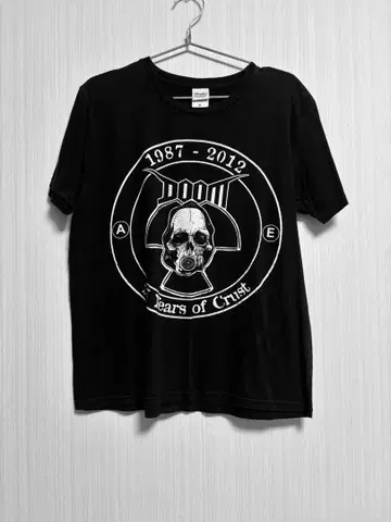 [ 밴드 T셔츠 ] DOOM 'Years of Crust'