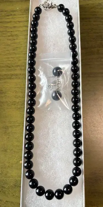 미사용품 블랙 오닉스 (흑마노) 목걸이와 귀찌 세트