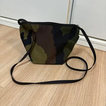 에르베샤 펠리에 숄더 카모플라주 S