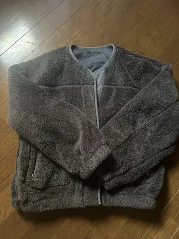 저널 스탠다드 에코 퍼 플리스 보아 블루종 차콜 그레이