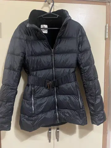 ZARA 벨트 포함 다운 자켓
