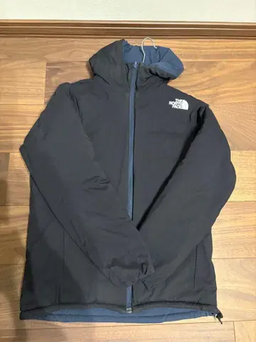 THE NORTH FACE 다운 자켓 후드 부착